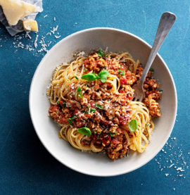 Recept på klassisk pasta bolognese med kycklingfärs