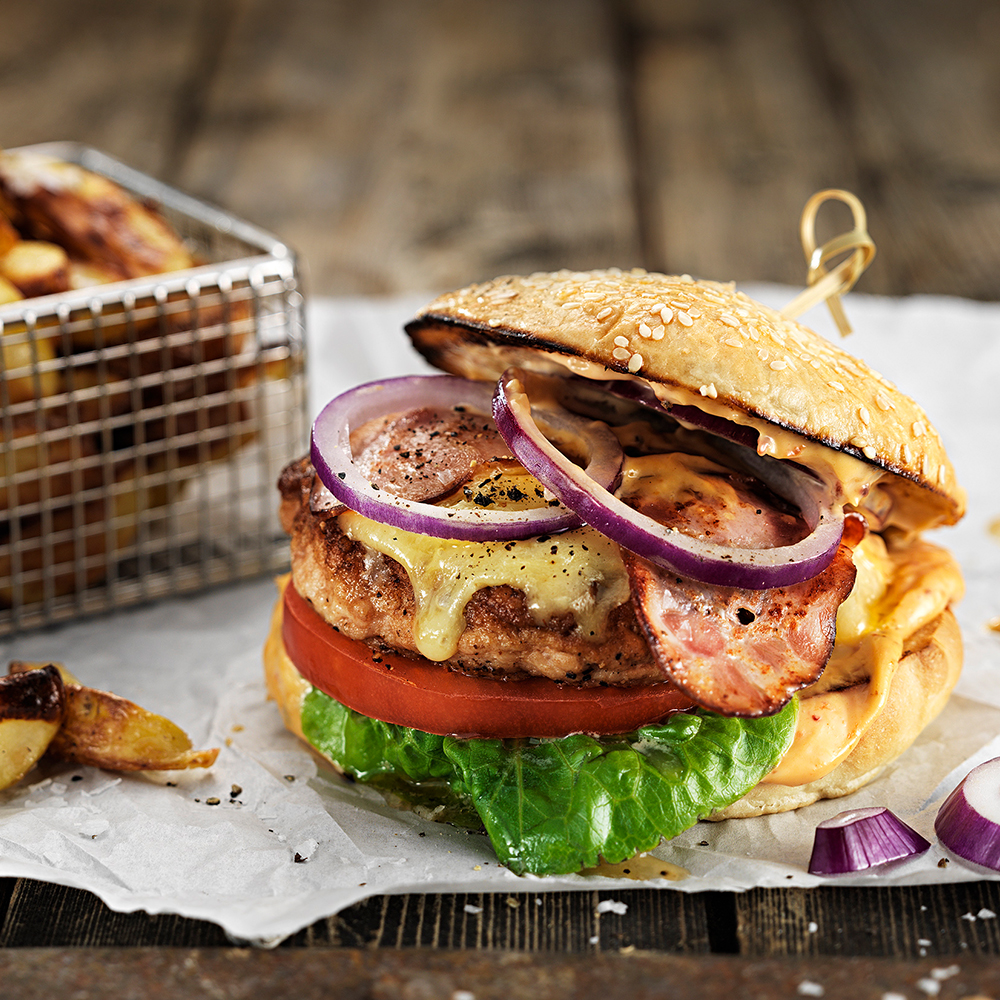 Cheeseburgare-av-kyckling-med-chipotledressing