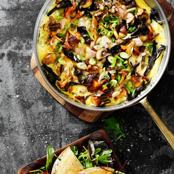 ENKEL KYCKLINGFRITTATA med Västerbottensost och svamp