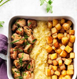 Kyckling Rydberg med smörkokt lök och stekt potatis - Kronfågel