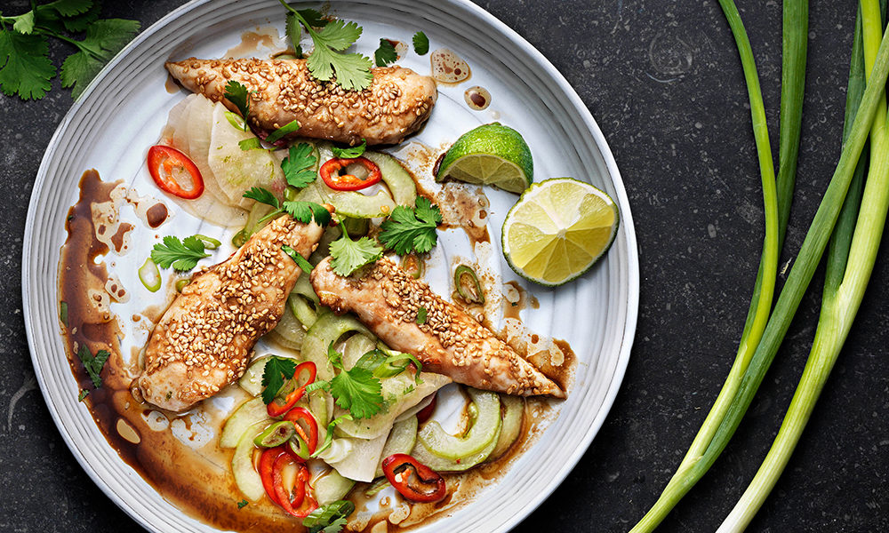 Sesambakade-Små-och-fina-Minutfiléer-med-asiatisk-sallad