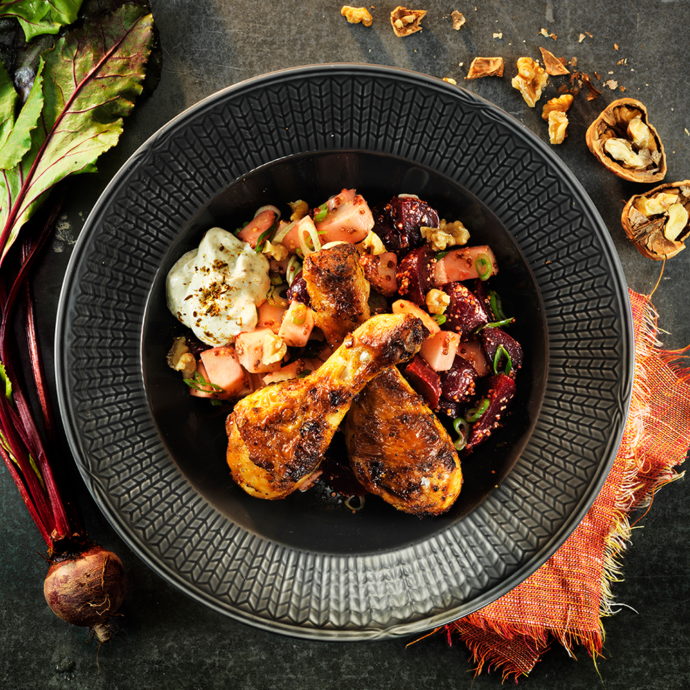 Starka-kycklingben-med-en-höstig-rödbetssallad