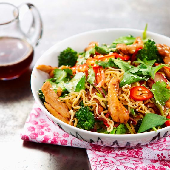 WOKAD KYCKLING med nudlar, lime och sweet chili