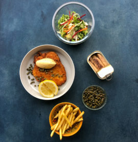 Schnitzel på Kycklingfilé med Sardellsmör, Kapris & Citron