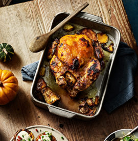 Pumpkin chicken på hel Gårdskyckling