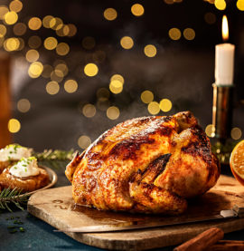 SAFFRANSKYCKLING MED APELSIN krossad potatis och brynt smör - Kronfågel