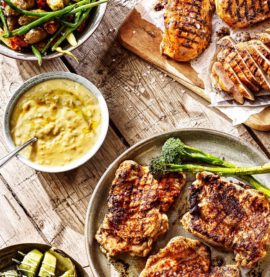 BBQ KYCKLINGSTEAK TRYFFEL med sotade bönor och rostad potatis