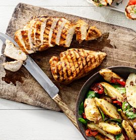 Grillad kryddmarinerad kycklingfilé med potatissallad