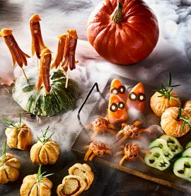 BARNENS HALLOWEENSNACKS med kycklingköttbullar och kycklingprinskorv – Kronfågel