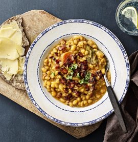 Ärtsoppa med kycklingbacon