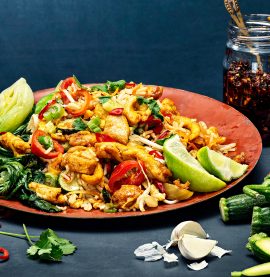 Fried rice med strimlad kycklingfilé satay