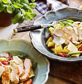 Kycklingfilé med pesto, tagliatelle och haricots verts