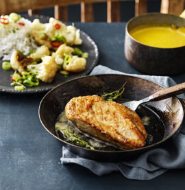 STEKT KYCKLINGFILÉ med currysås och rostad blomkål - Kronfågel
