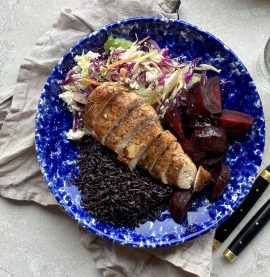 HÄLSOTALLRIK MED kycklingfilé ur ChickyPack – Kronfågel (Video)