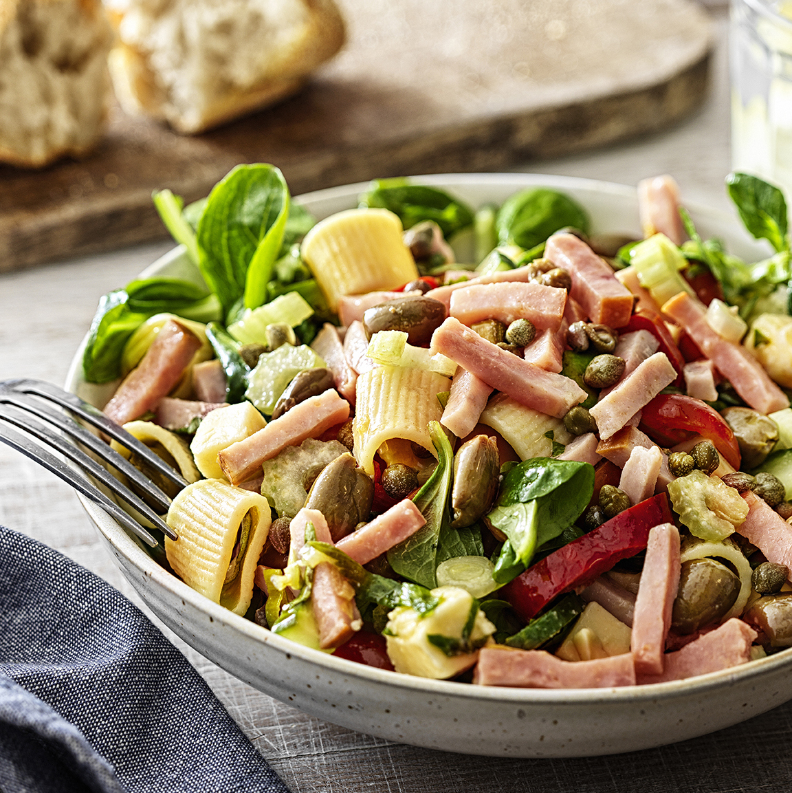 1489_Pizza_Alspansrokt_strimlad_kyckling_pastasallad_1000x1000